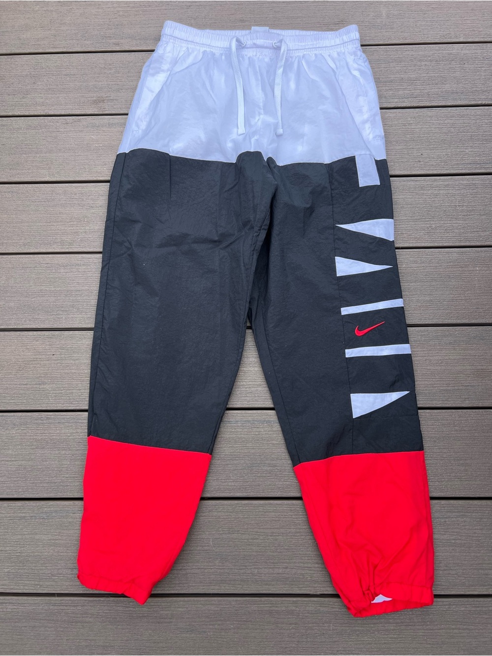 Nike Men’s Colorblock Joggers in White, Black & Red